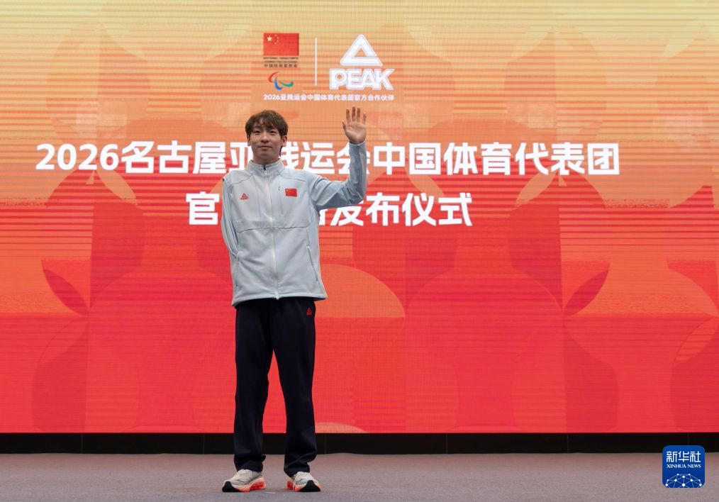 采用门槛更低的时间免费、道具收费运营模式。相关图片